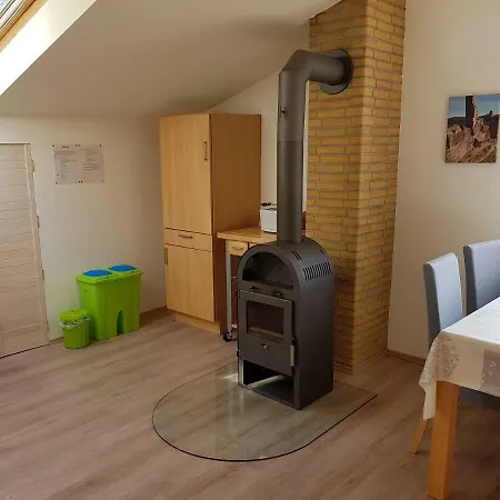 Hoellenbergblick Apartamento *